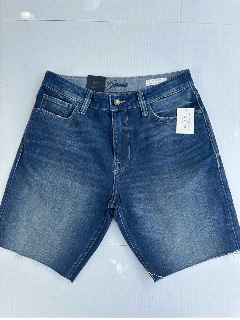 GUESS Men's Indigo Washed Denim Jean Shorts - Picture 7 of 10
